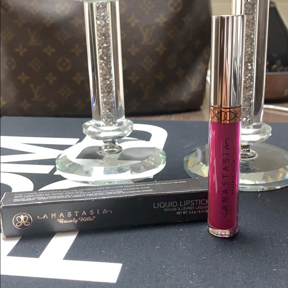 Anastasia Beverly Hills Lipstick Sugar Plum